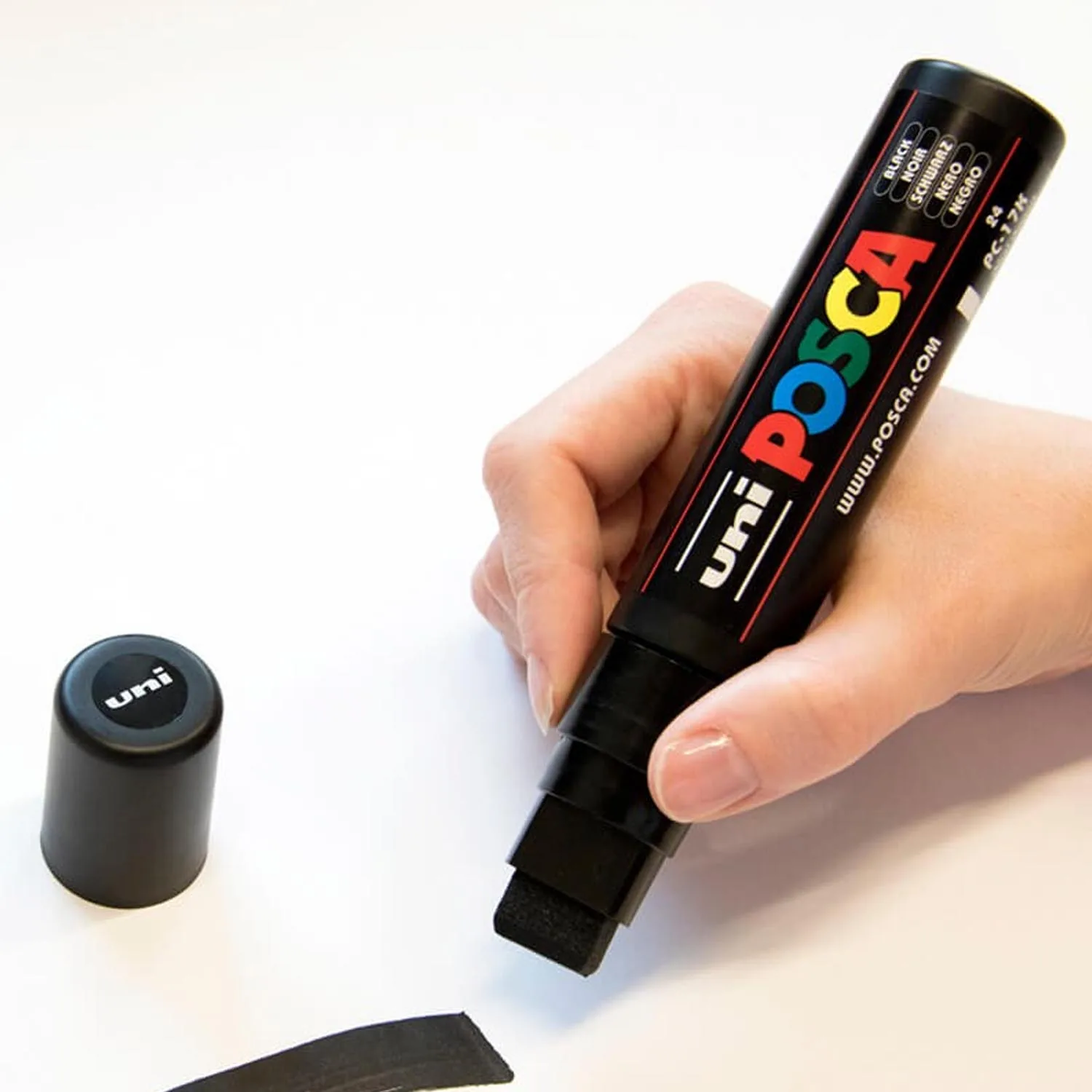Marcador Pintura Acrílica Uni Posca 17K (15mm)