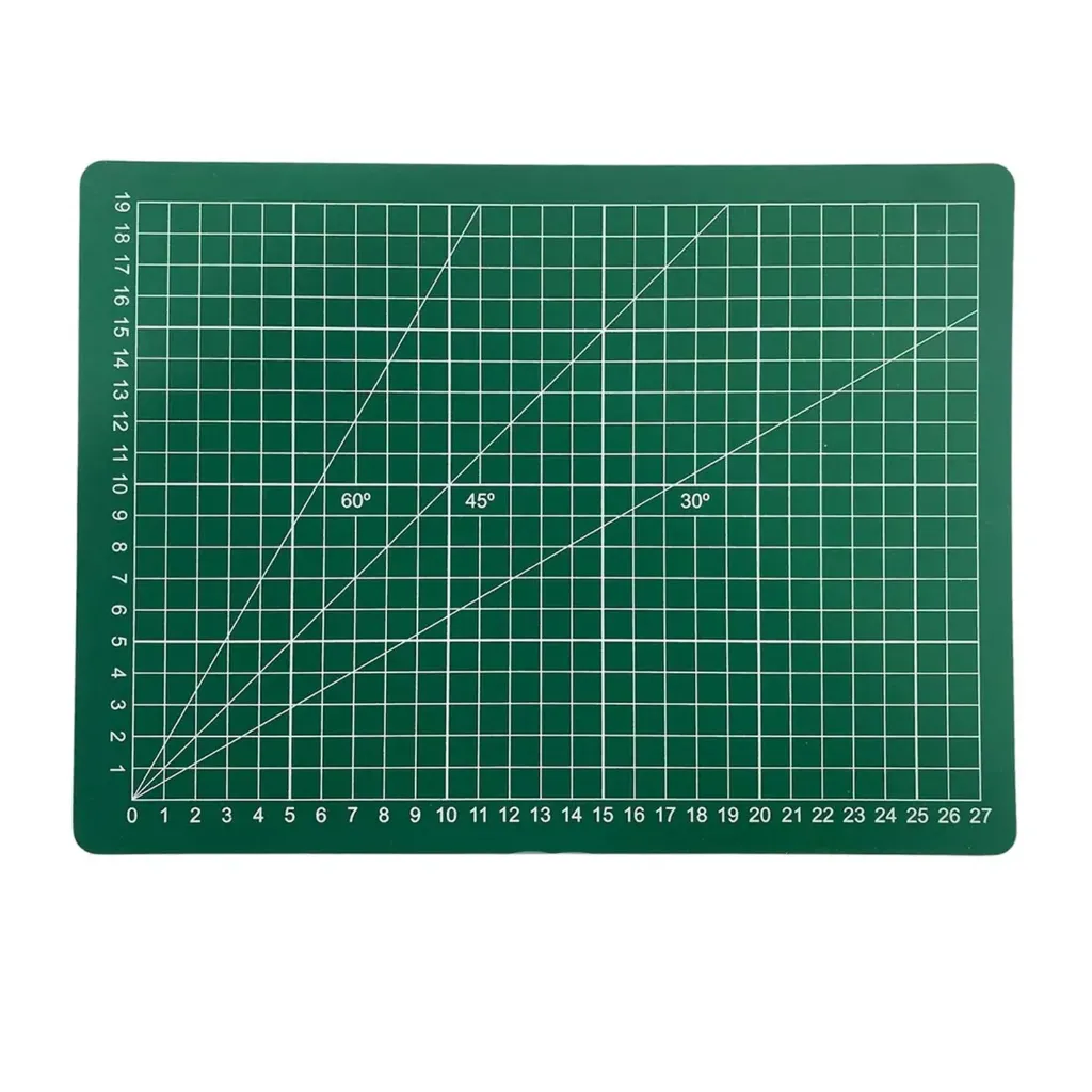 [BACO03022003VER] Base de Corte 30X22cm (A4) Cuadriculada y con Ángulos (Verde)