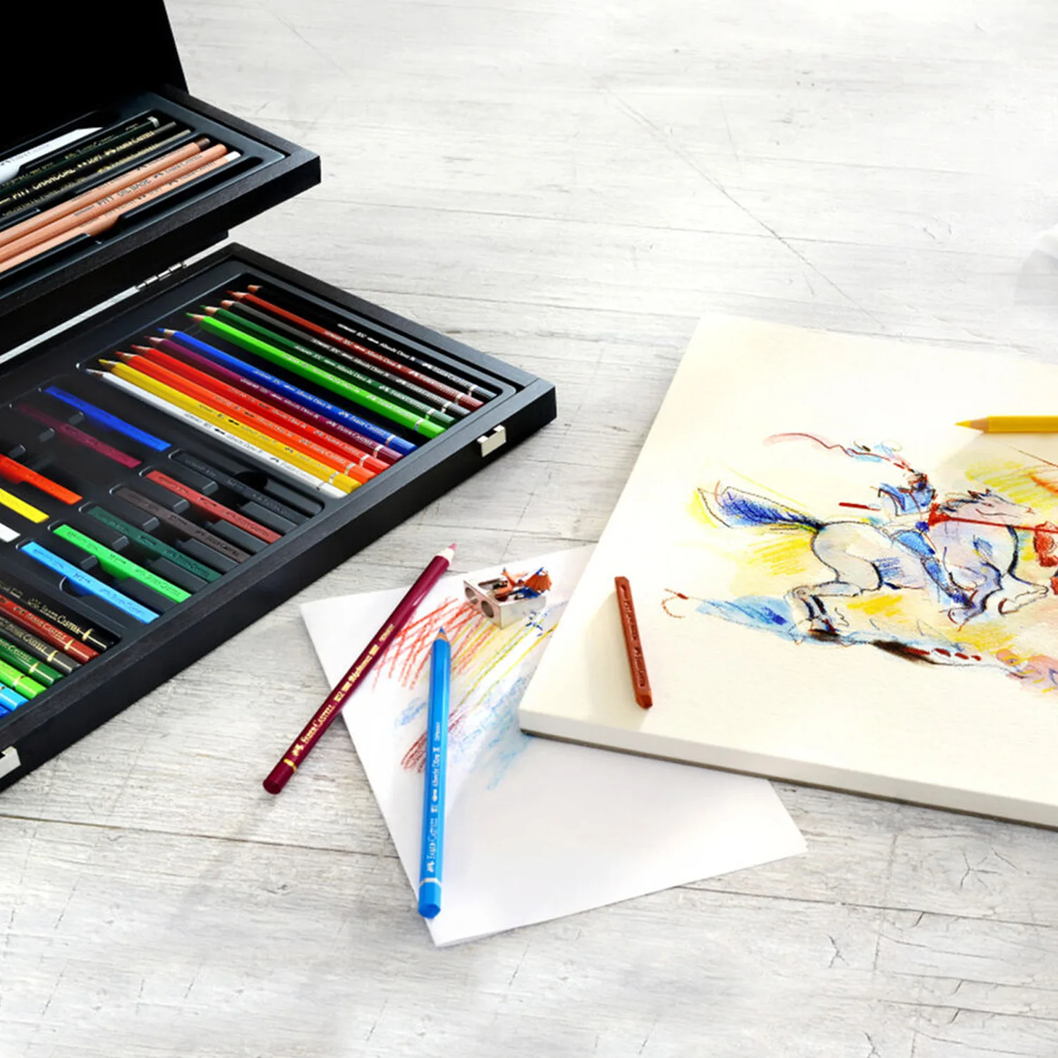 Estuche de Madera Art & Graphic 54 Piezas de las 3 Gamas