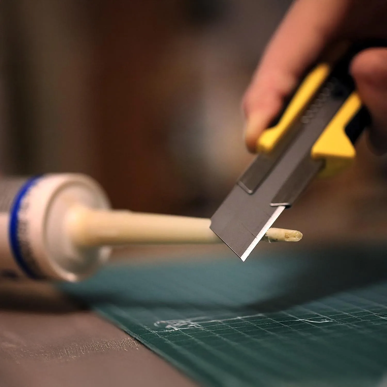 Cuchillo Cartonero Tajima 25mm para Trabajo Pesado